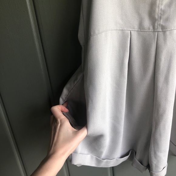 Hackwith Design House Gray Shorts Romper Pockets - Picture 5 of 8